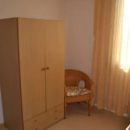 Vicino 5 Pax Apartment San Foca